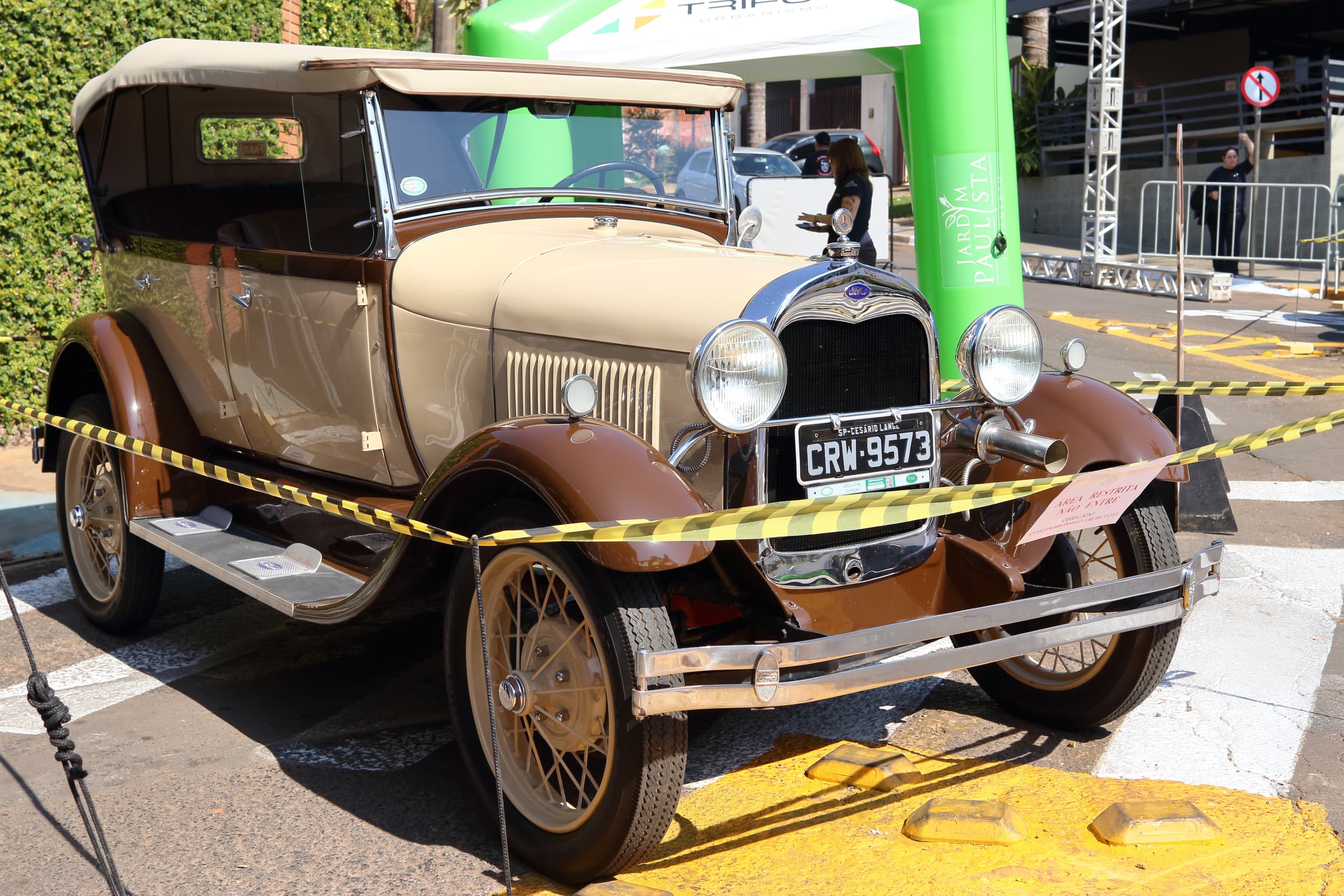 Ford Modelo A +- 1929 IMG_7905 R